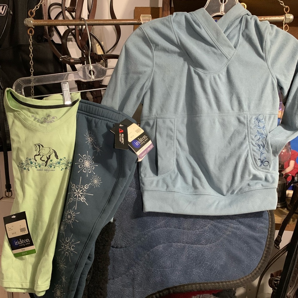 New! Match your pony; s/s shirt, hoodie, fleece pants, bareback pad